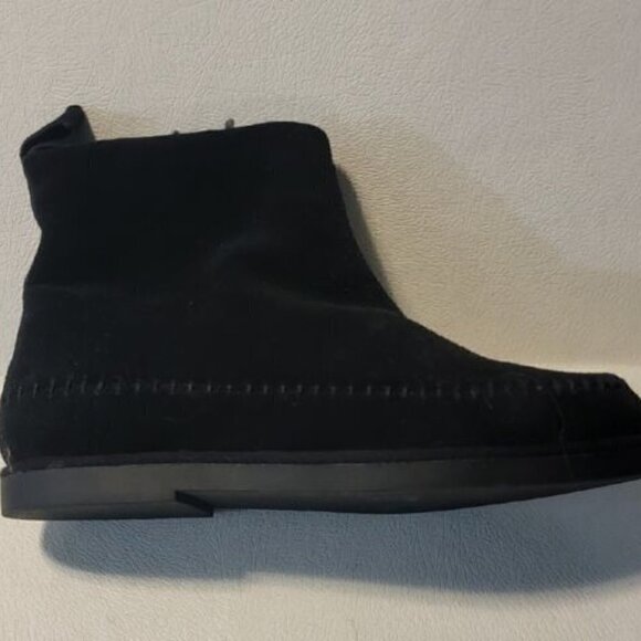 Steve Madden Tommy Black Suede Wool Lining Booties - Picture 7 of 11